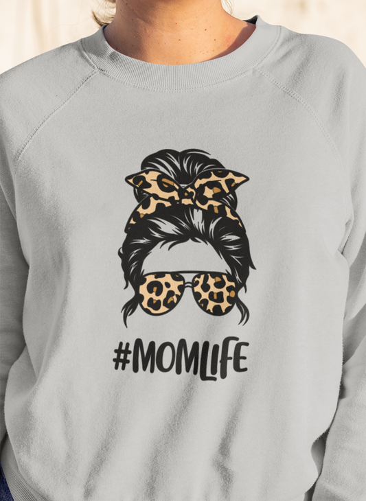 #MOMLIFE Sweatshirt